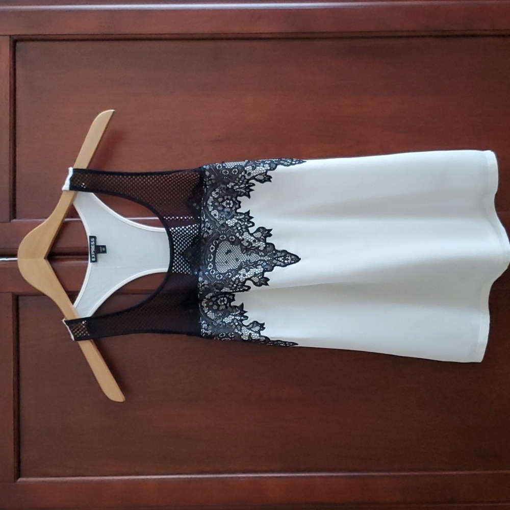 Express Black & White Top